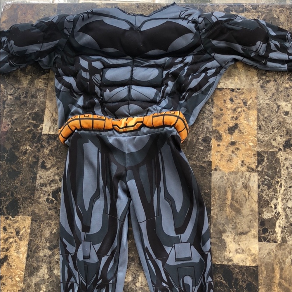 Batman muscle toddler size t2